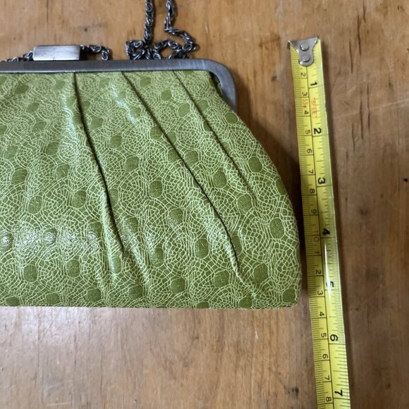 Chinese Laundry Purse Faux Green Leather Clutch Silver Chain strap & Hardware - Picture 6 of 11